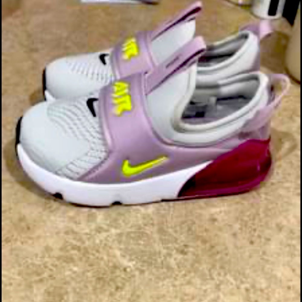 Nike air sneakers